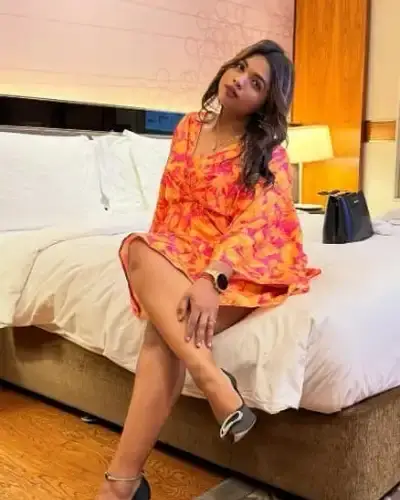 Escorts In Amgaon