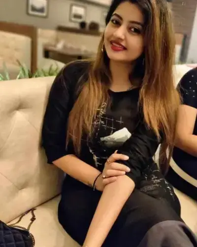 Escort Service Amgaon